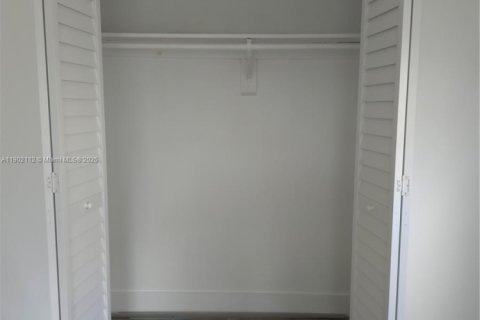 Condominio en alquiler en Miami Beach, Florida, 1 dormitorio, 44.04 m2 № 1953479 - foto 5