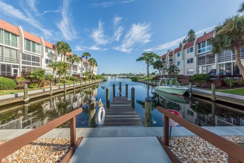 Condo in Venice, Florida, 2 bedrooms  № 1251507 - photo 24