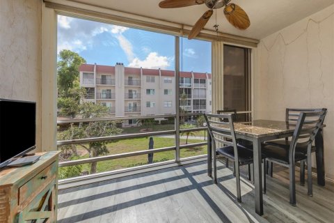 Condo in Venice, Florida, 2 bedrooms  № 1251507 - photo 16
