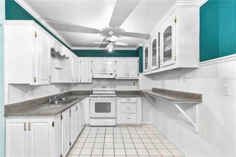 Купить виллу или дом в Клермон, Флорида 5 комнат, 127.09м2, № 1913654 - фото 6