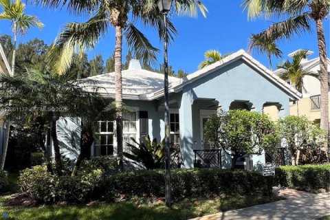 Снять в аренду виллу или дом в Юпитер, Флорида 3 спальни, 177.81м2, № 2065344 - фото 2