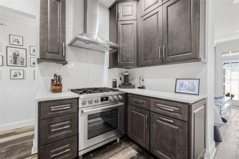 Touwnhouse à louer à Tampa, Floride: 3 chambres, 226.22 m2 № 2107488 - photo 7