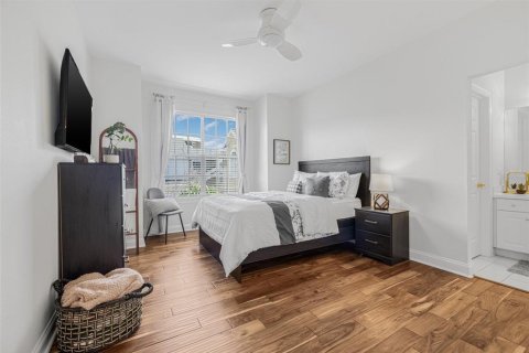 Touwnhouse à louer à Tampa, Floride: 3 chambres, 226.22 m2 № 2107488 - photo 28