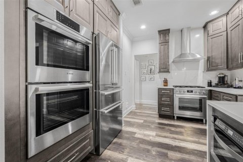 Touwnhouse à louer à Tampa, Floride: 3 chambres, 226.22 m2 № 2107488 - photo 10