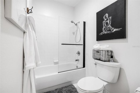 Touwnhouse à louer à Tampa, Floride: 3 chambres, 226.22 m2 № 2107488 - photo 30