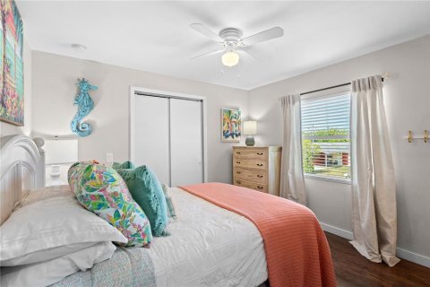 Commercial property in Bradenton, Florida 286.14 sq.m. № 2091398 - photo 20