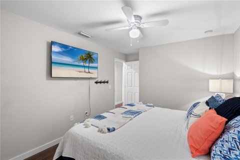 Commercial property in Bradenton, Florida 286.14 sq.m. № 2091398 - photo 19