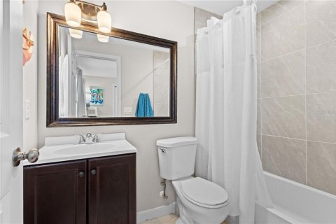 Commercial property in Bradenton, Florida 286.14 sq.m. № 2091398 - photo 15