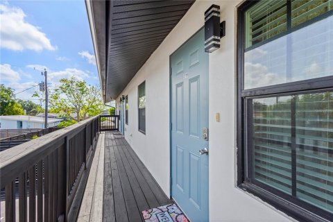 Commercial property in Bradenton, Florida 286.14 sq.m. № 2091398 - photo 5