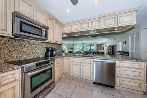 Touwnhouse à louer à Saint Petersburg, Floride: 3 chambres, 153.29 m2 № 2098777 - photo 6