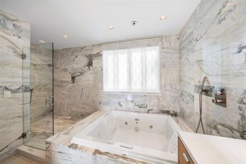 Купить кондоминиум в Майами-Бич, Флорида 4 спальни, 258.18м2, № 2012881 - фото 28