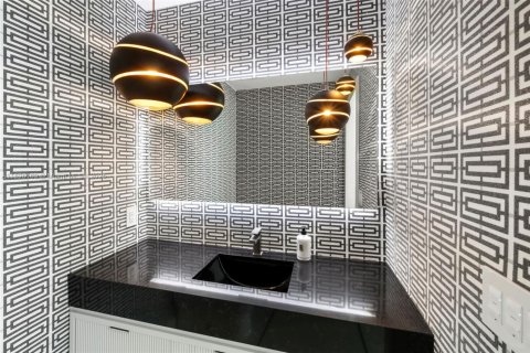 Купить кондоминиум в Майами-Бич, Флорида 4 спальни, 258.18м2, № 2012881 - фото 3