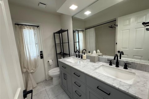 House in Port Charlotte, Florida 3 bedrooms, 177.81 sq.m. № 1881133 - photo 23