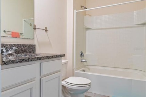Villa ou maison à vendre à Sanford, Floride: 4 chambres, 168.25 m2 № 2420422 - photo 27