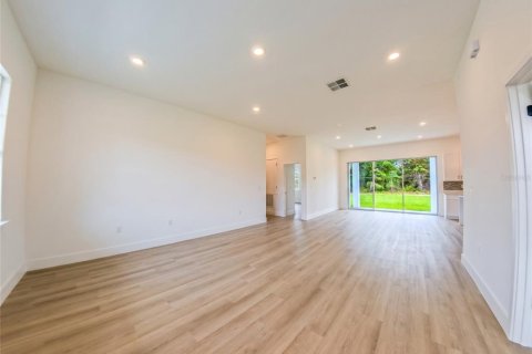 Villa ou maison à vendre à Ocala, Floride: 4 chambres, 167.41 m2 № 2117931 - photo 2