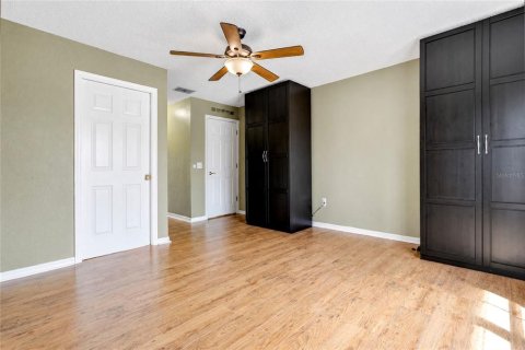 Casa en venta en Apopka, Florida, 3 dormitorios, 216.09 m2 № 2116862 - foto 18