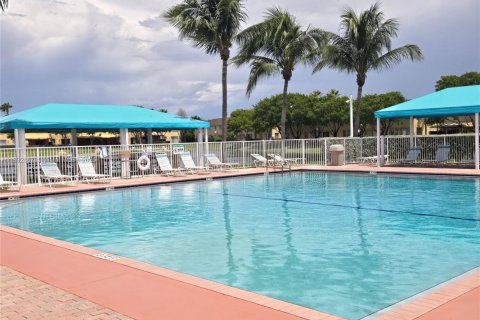 Condo in Homestead, Florida, 4 bedrooms  № 1946822 - photo 18