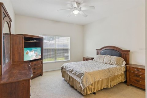 House in Seffner, Florida 3 bedrooms, 134.62 sq.m. № 2216651 - photo 16