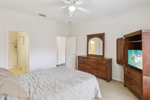 House in Seffner, Florida 3 bedrooms, 134.62 sq.m. № 2216651 - photo 15