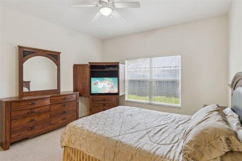 House in Seffner, Florida 3 bedrooms, 134.62 sq.m. № 2216651 - photo 17