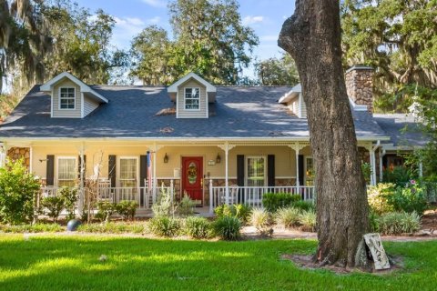 House in Howey-in-the-Hills, Florida 4 bedrooms, 284.1 sq.m. № 2283788