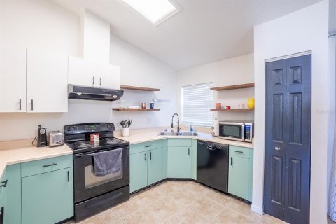 Купить виллу или дом в Палм-Кост, Флорида 6 комнат, 103.68м2, № 1840447 - фото 9