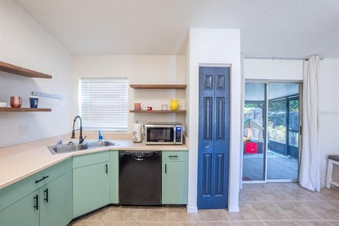 Купить виллу или дом в Палм-Кост, Флорида 6 комнат, 103.68м2, № 1840447 - фото 10