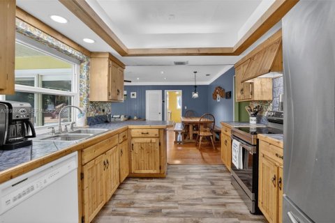 Casa en venta en Plantation, Florida, 4 dormitorios, 206.8 m2 № 1983061 - foto 13