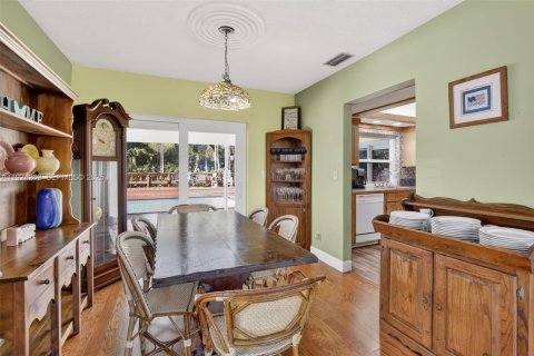 Casa en venta en Plantation, Florida, 4 dormitorios, 206.8 m2 № 1983061 - foto 11