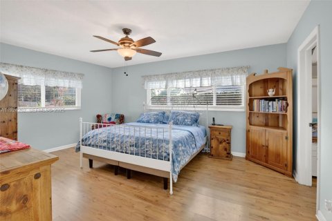 Casa en venta en Plantation, Florida, 4 dormitorios, 206.8 m2 № 1983061 - foto 23