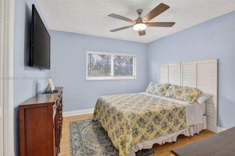 Casa en venta en Plantation, Florida, 4 dormitorios, 206.8 m2 № 1983061 - foto 29