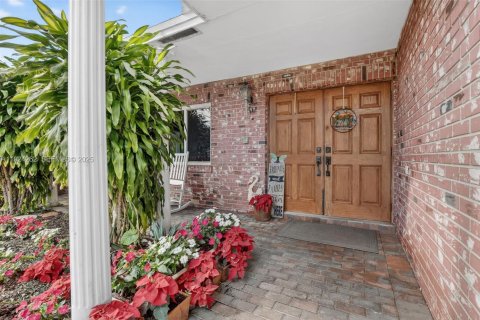 Casa en venta en Plantation, Florida, 4 dormitorios, 206.8 m2 № 1983061 - foto 6