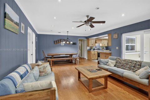 Casa en venta en Plantation, Florida, 4 dormitorios, 206.8 m2 № 1983061 - foto 20