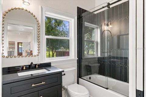 Villa ou maison à vendre à Winter Haven, Floride: 4 chambres, 322.93 m2 № 2398989 - photo 29