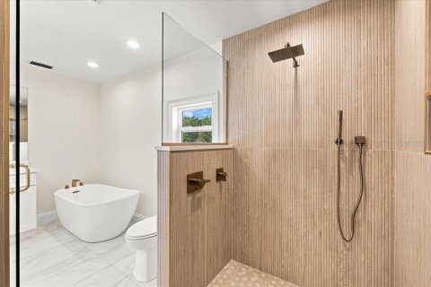 Villa ou maison à vendre à Winter Haven, Floride: 4 chambres, 322.93 m2 № 2398989 - photo 24