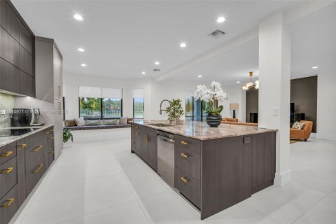 Casa en venta en Weston, Florida, 5 dormitorios, 395.58 m2 № 1846315 - foto 21