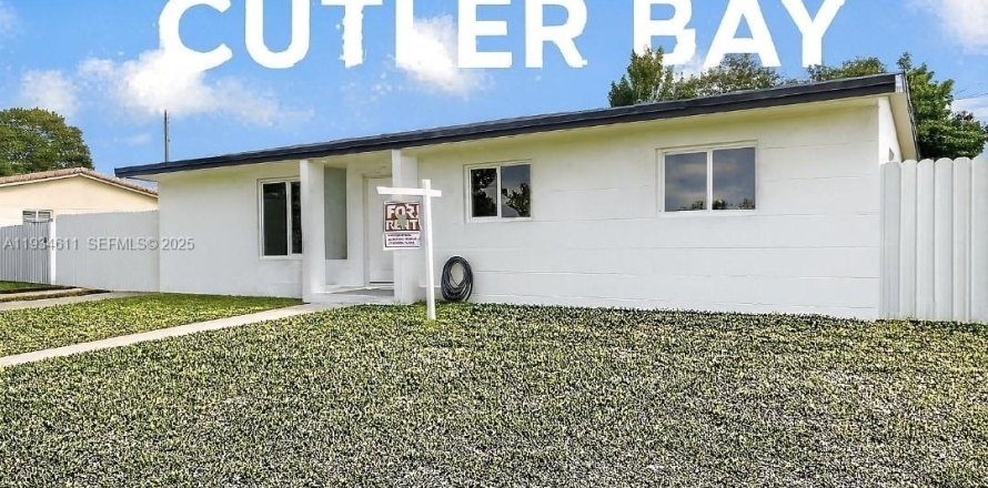 Casa en Miami, Florida 4 dormitorios, 92.34 m2 № 1993156