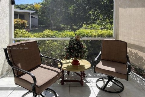 Casa en venta en Tamarac, Florida, 2 dormitorios, 88.91 m2 № 1974759 - foto 18