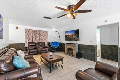 Casa en venta en Spring Hill, Florida, 3 dormitorios, 133.41 m2 № 2101155 - foto 6
