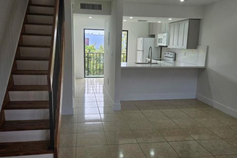 Touwnhouse à Hialeah, Floride 2 chambres, 94.67 m2 № 2439400