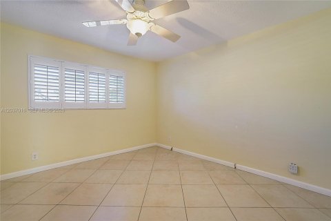 Condominio en venta en Tequesta, Florida, 2 dormitorios, 85.47 m2 № 2267608 - foto 25