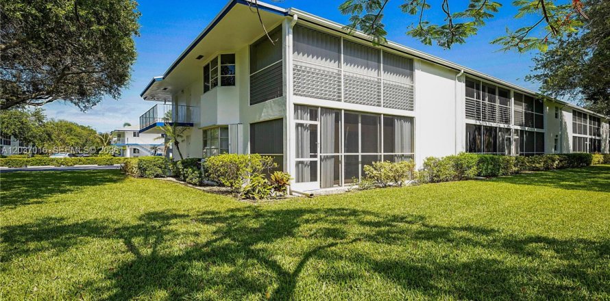 Condominio en Tequesta, Florida, 2 dormitorios  № 2267608
