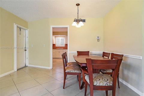 Condominio en venta en Tequesta, Florida, 2 dormitorios, 85.47 m2 № 2267608 - foto 13