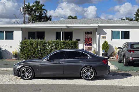 Дом в Майами, Флорида 2 спальни, 62.24м2 № 2036485