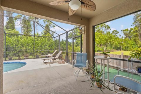 House in Port Charlotte, Florida 4 bedrooms, 171.5 sq.m. № 2419650 - photo 16
