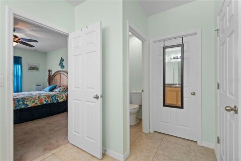 House in Port Charlotte, Florida 4 bedrooms, 171.5 sq.m. № 2419650 - photo 20