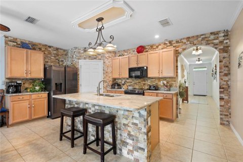 House in Port Charlotte, Florida 4 bedrooms, 171.5 sq.m. № 2419650 - photo 6