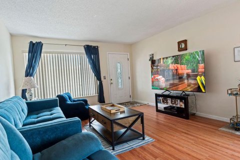 Condo in Clearwater, Florida, 2 bedrooms  № 1533345 - photo 16