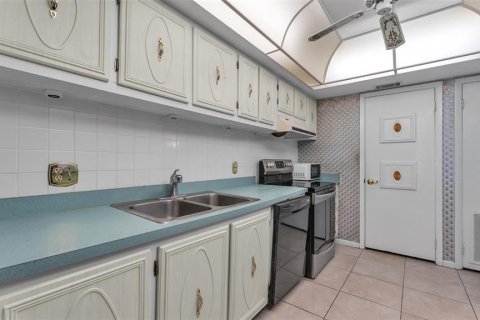 Copropriété à vendre à Lakeland, Floride: 2 chambres, 104.05 m2 № 2219063 - photo 14