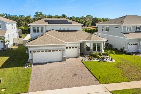 House in Winter Garden, Florida 4 bedrooms, 330.92 sq.m. № 2199593 - photo 3